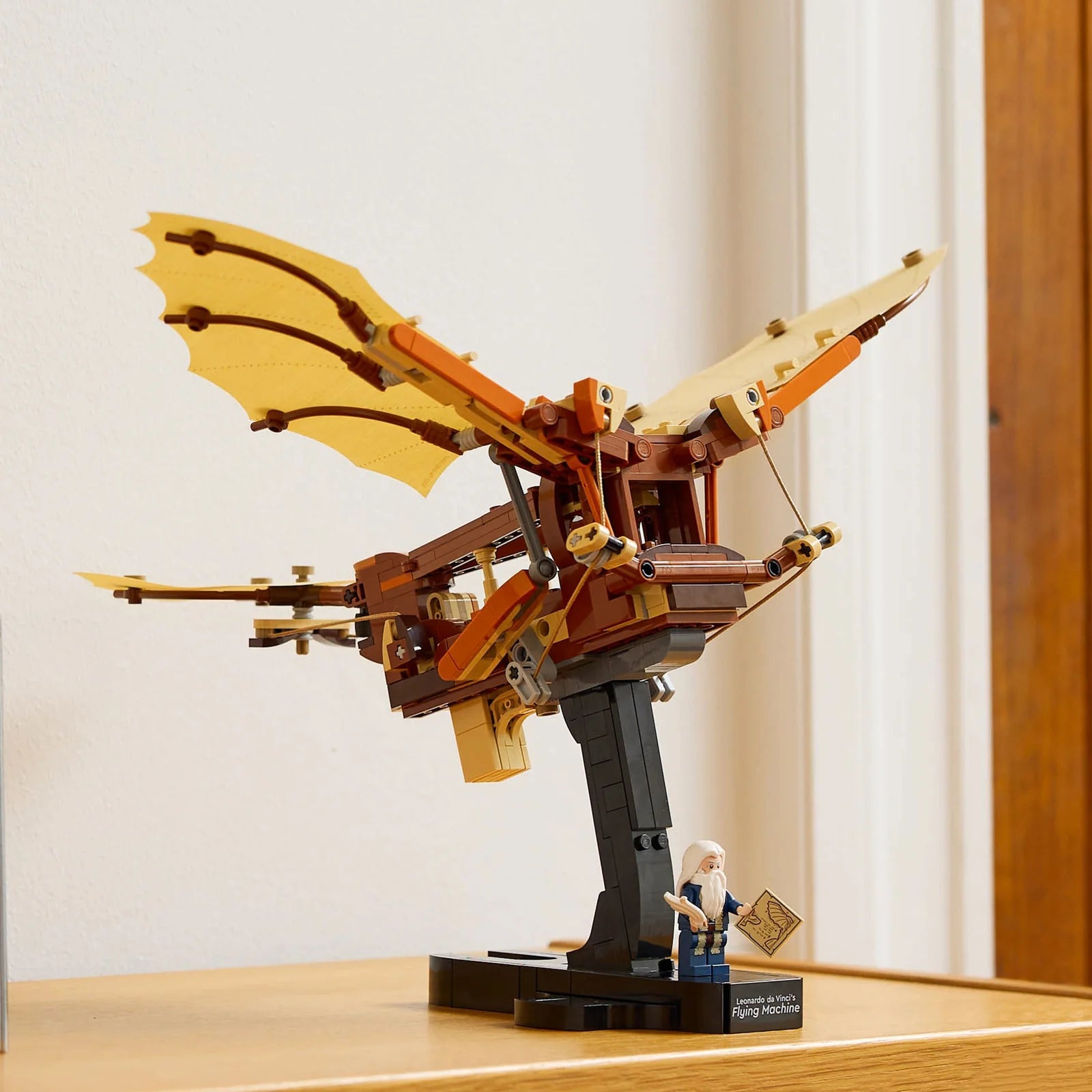 Icons - Leonardo da Vinci’s Flying Machine (10363)