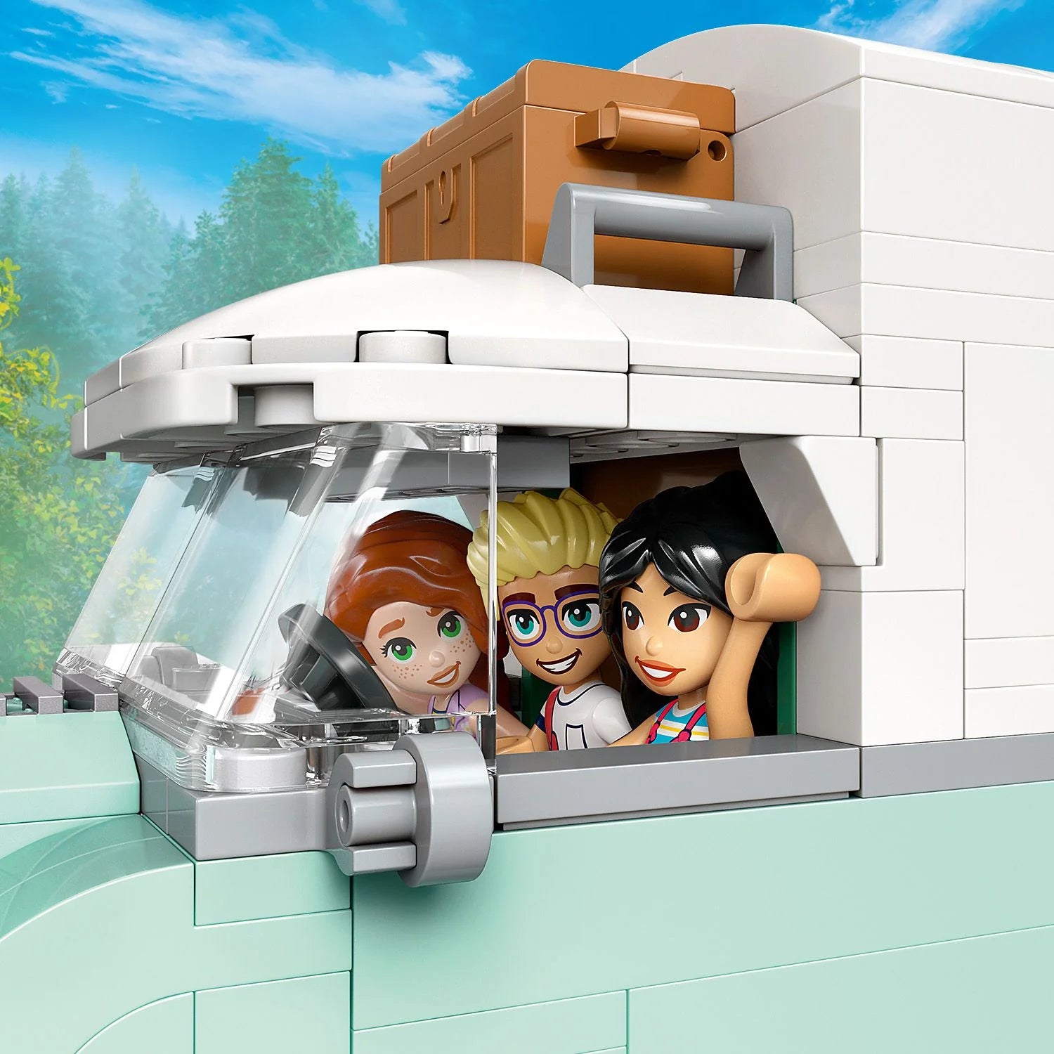 Friends™ Friendship Camper Van Adventure (42663)