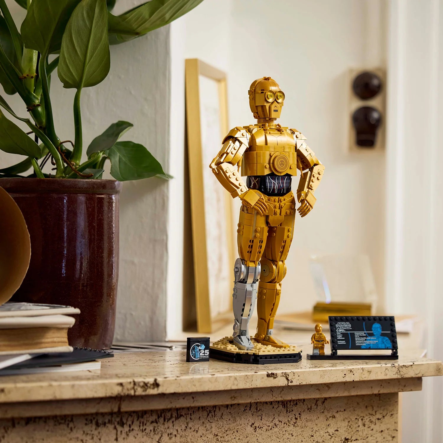 Star Wars™ - C-3PO (75398)