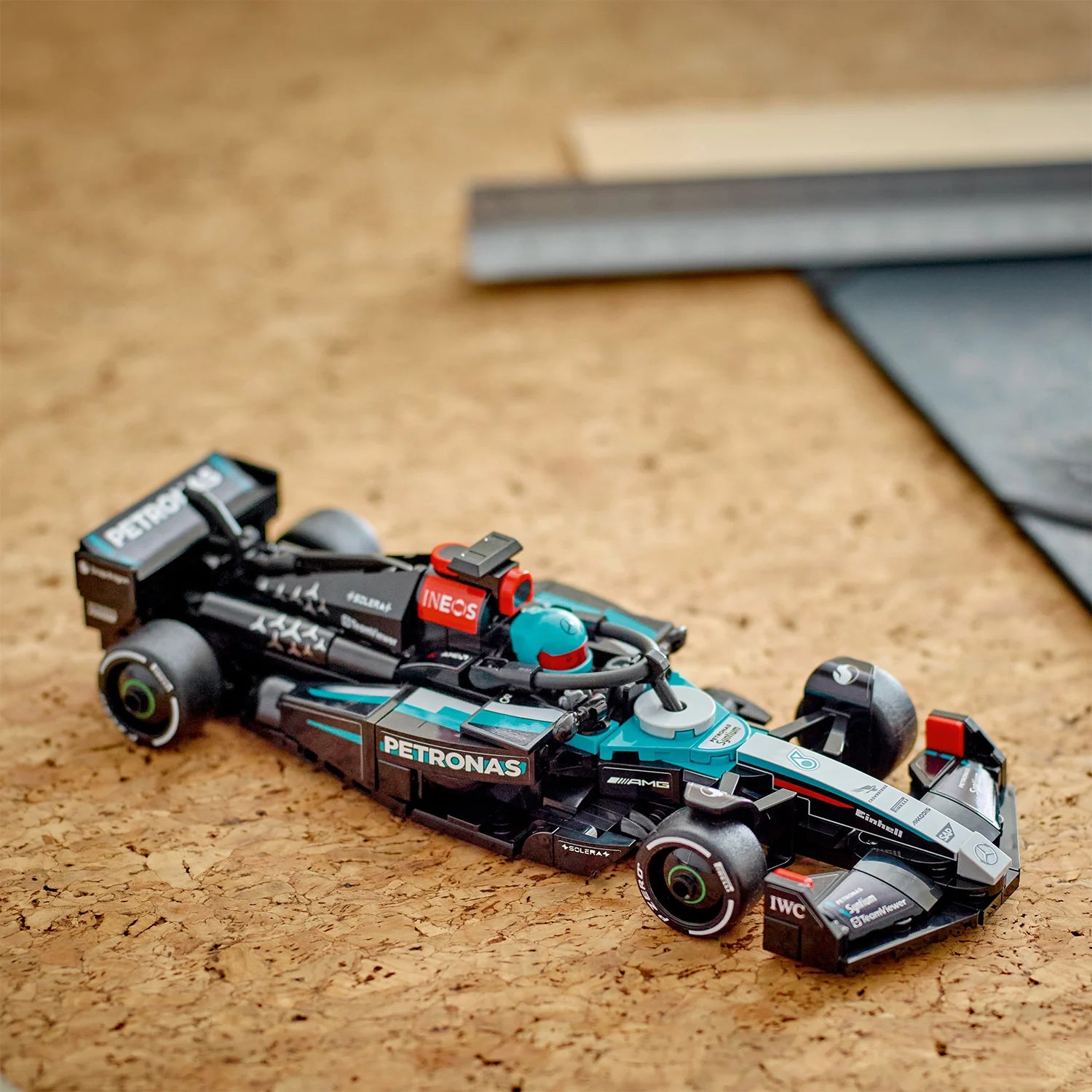 Speed Champions Mercedes-AMG F1® W15 Race Car (77244)