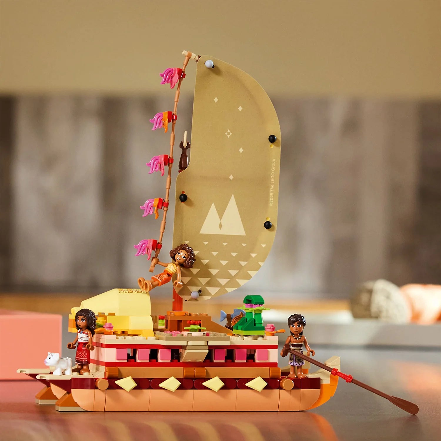 Disney™ Moana’s Adventure Canoe (43270