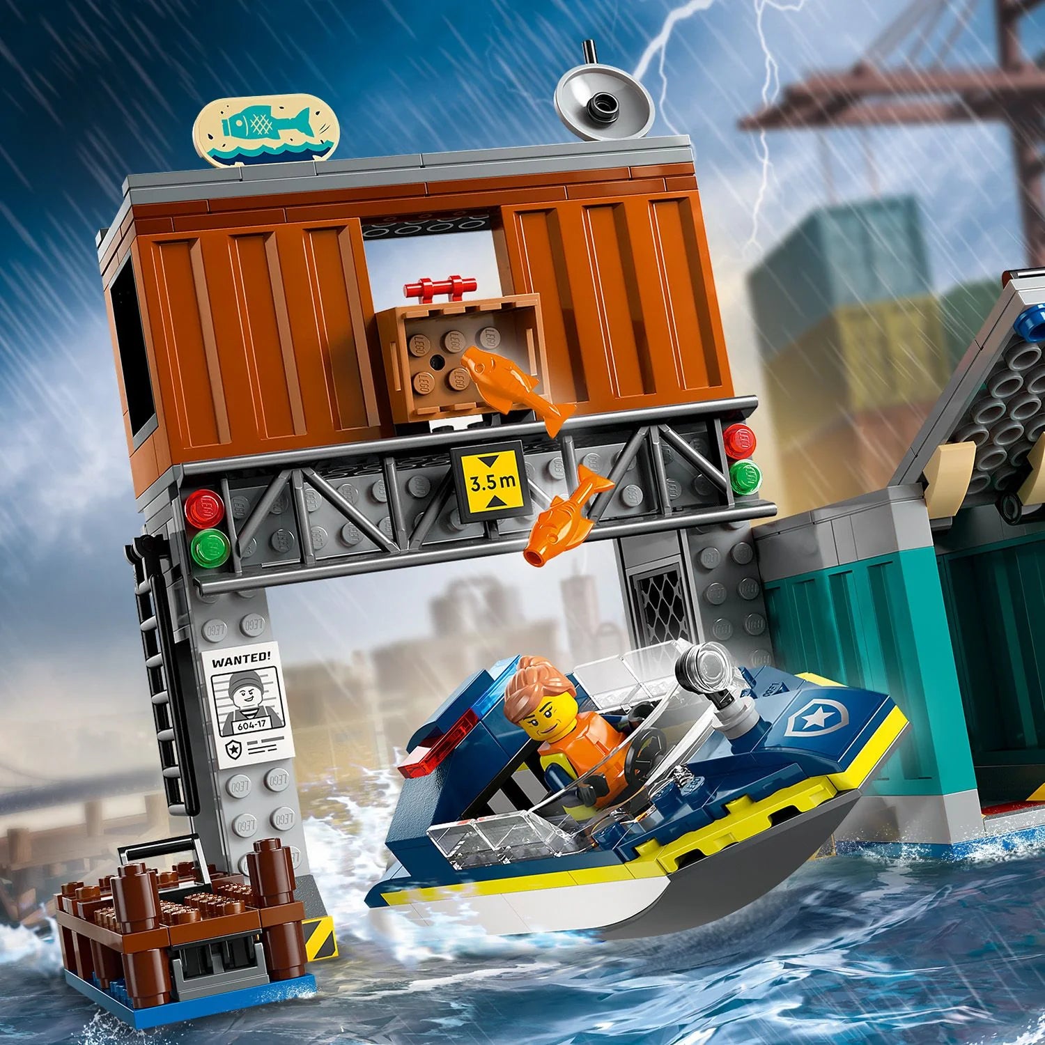 LEGO® City - Police Speedboat and Crooks' Hideout (60417)