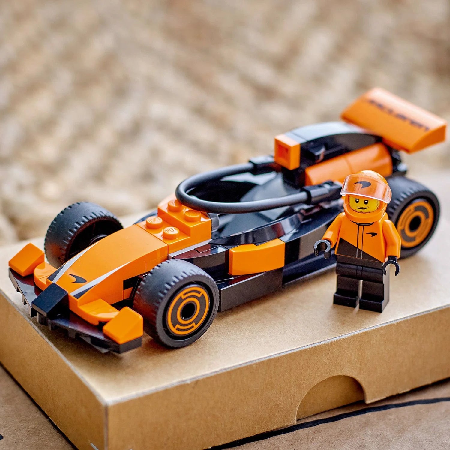 City F1® Driver with McLaren Race Car (60442)