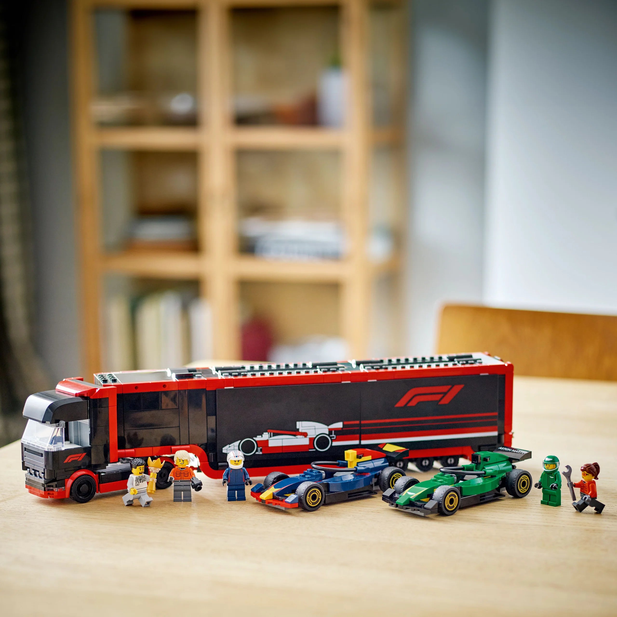 City F1® Truck with RB20 & AMR24 F1® Cars (60445)