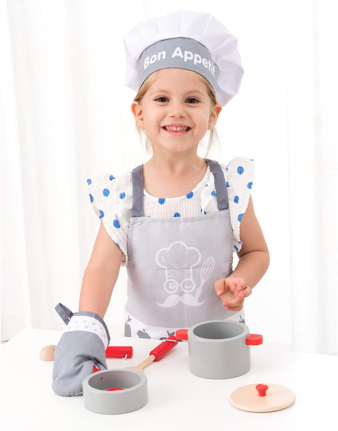 New Classic Toys - Apron Set