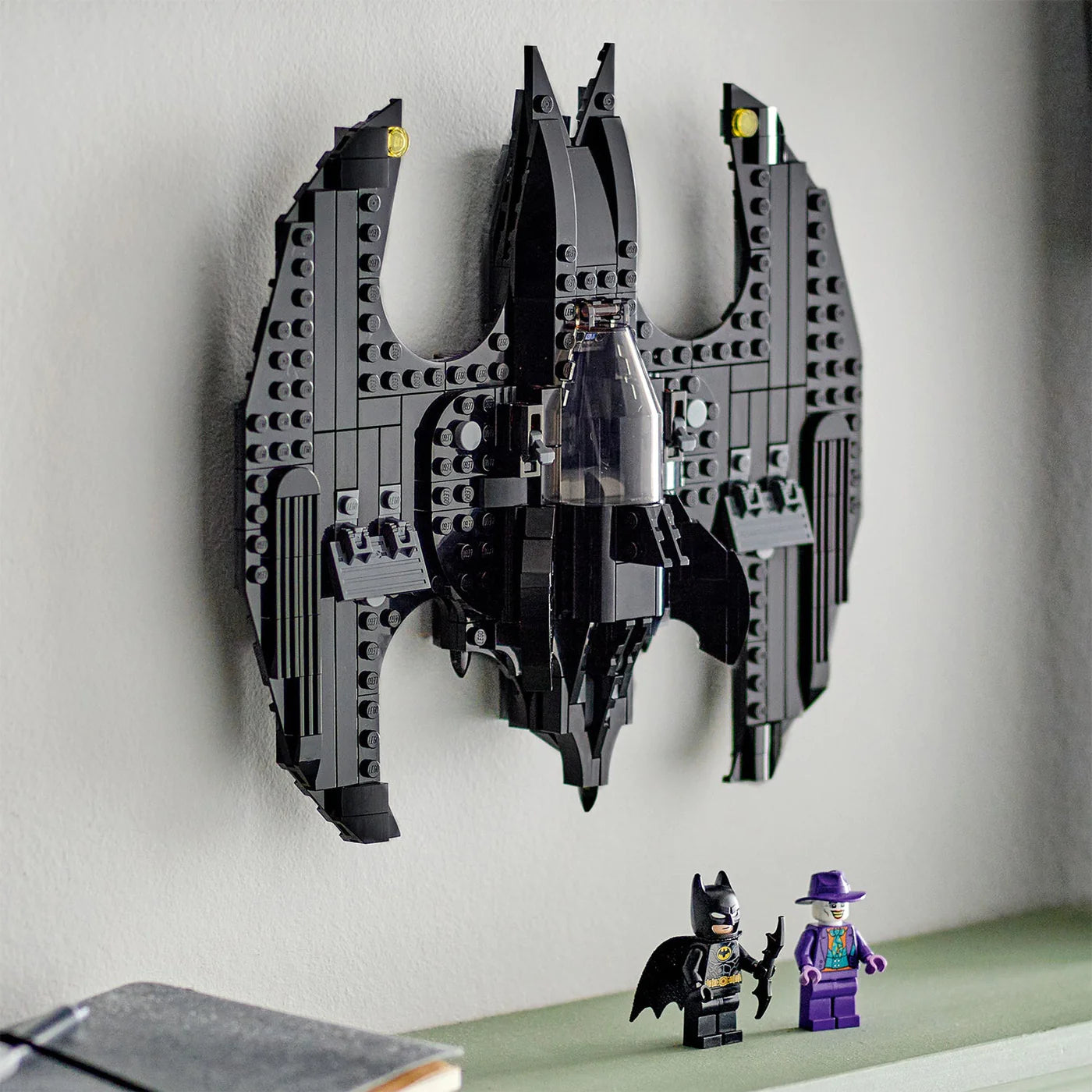 LEGO® DC - Batwing: Batman™ vs. The Joker™ (76265)