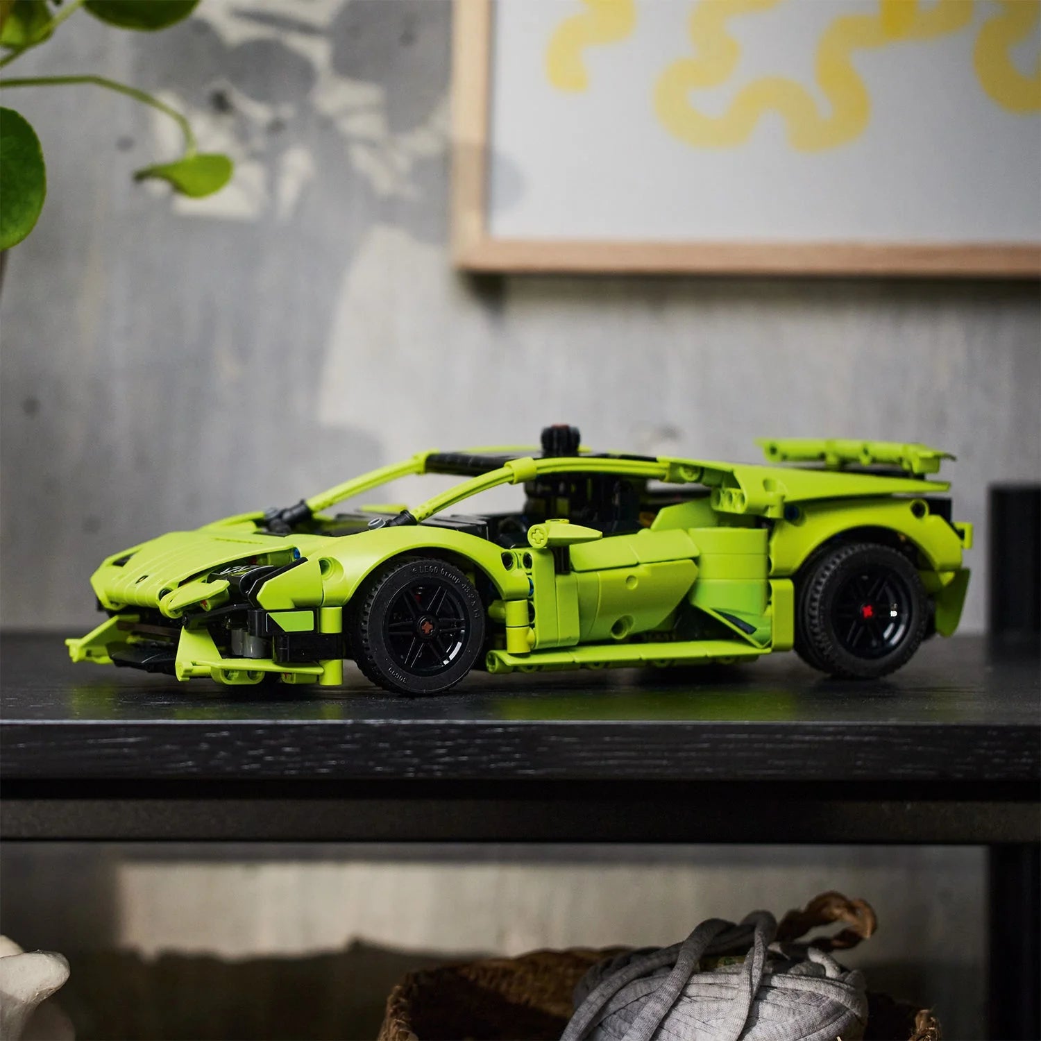 LEGO® Technic - Lamborghini Huracán Tecnica (42161)