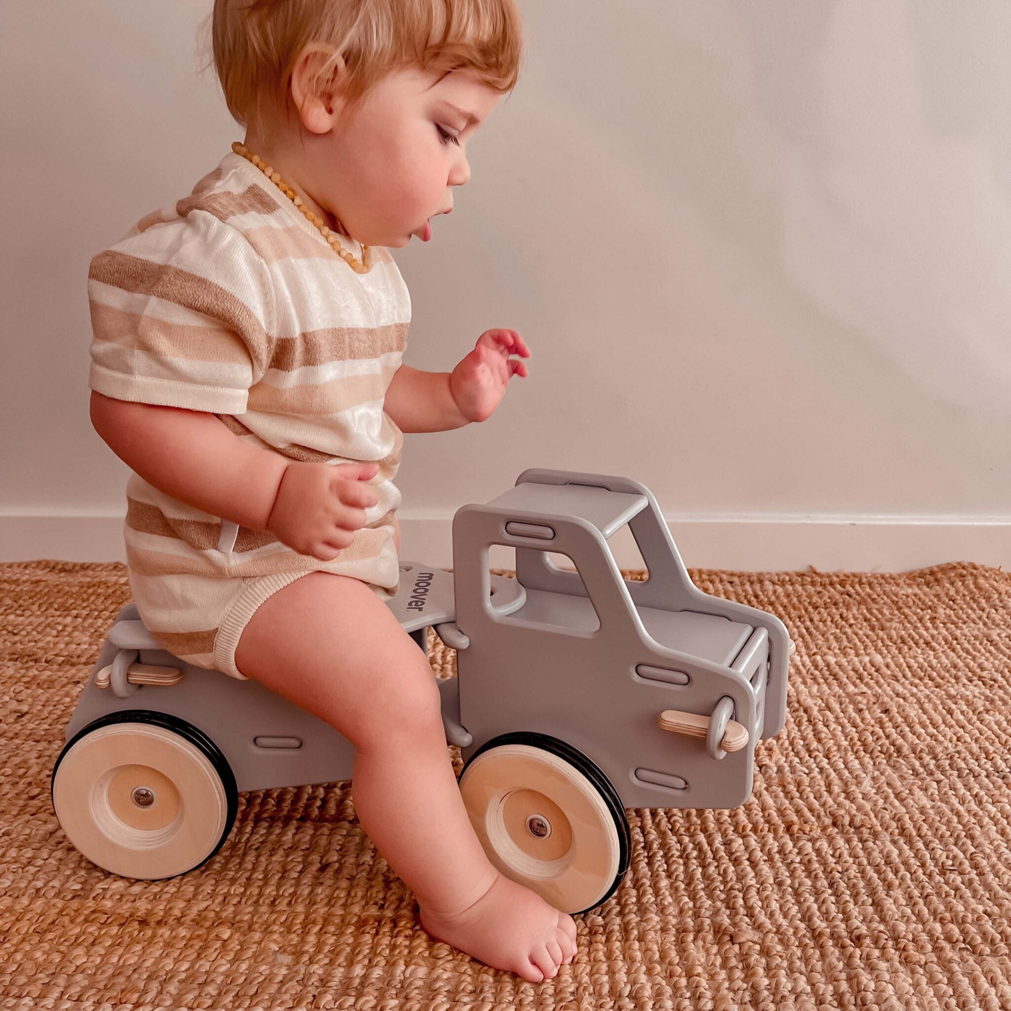 Moover - Dump Truck Light Grey (Floor Display)