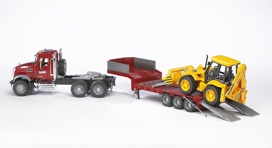 MACK Granite Low Loader with JCB 4CX Backhoe Loader (02813)