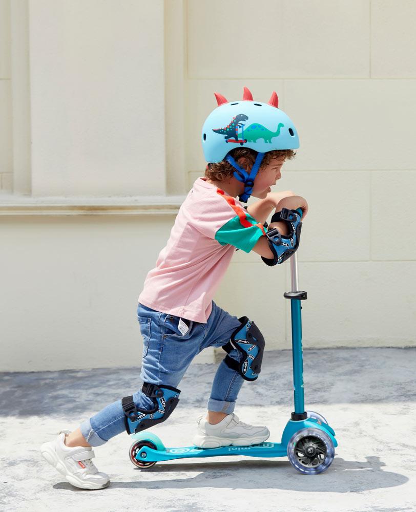 Micro Mini Deluxe Scooter - LED Light Up Wheels - Aqua - 2-5 years